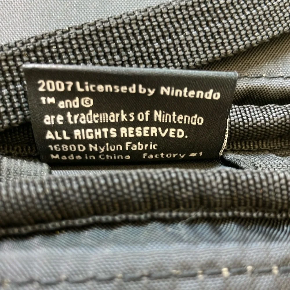 NEW 2007 Nintendo DS Black soft travel Case with Mario Design